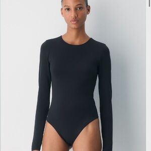 Aritzia Jet Black Long Sleeve Bodysuit
